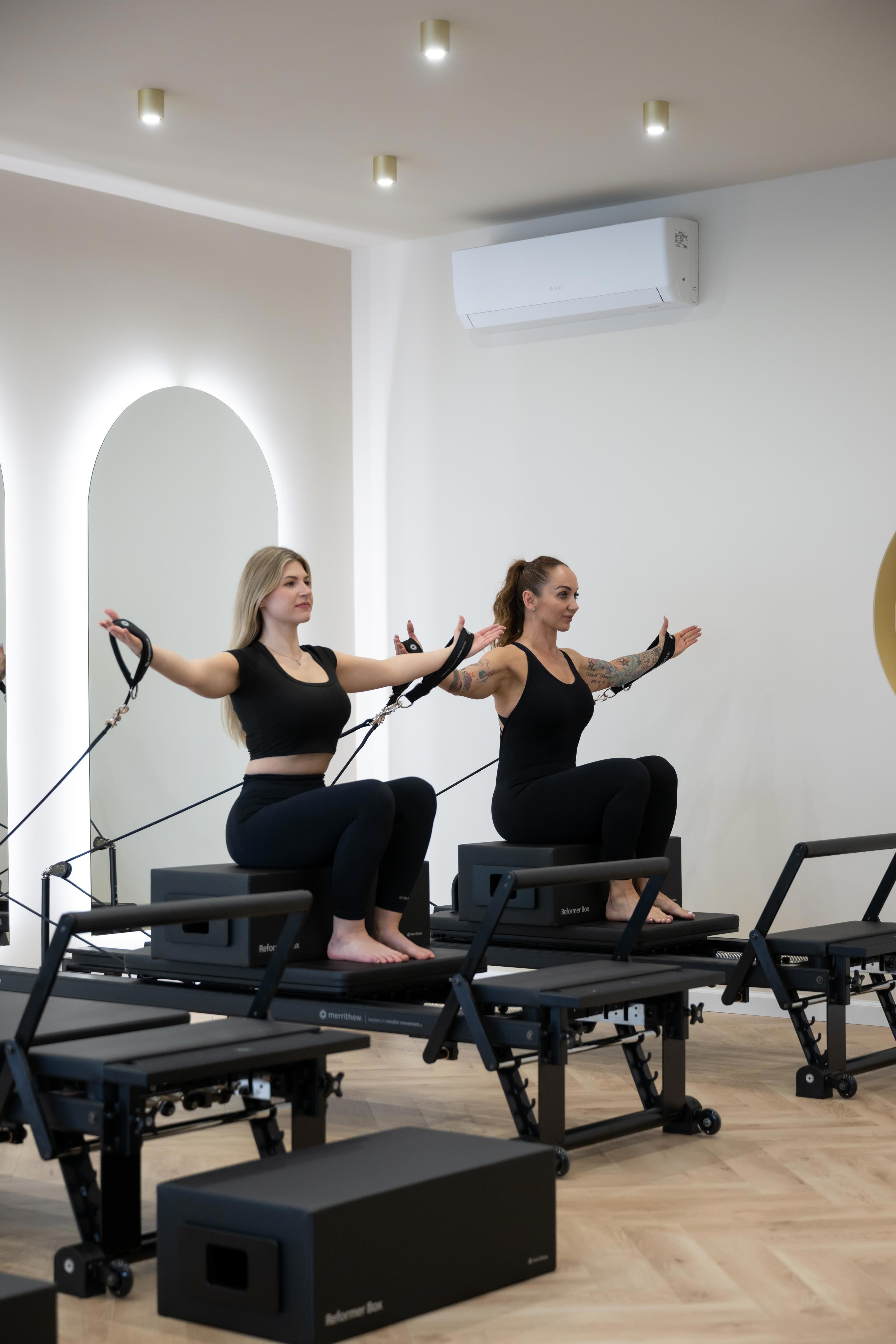 Szülés utáni pilates  hogy tested, gátizmod visszanyerje erejét és rugalmasságát.